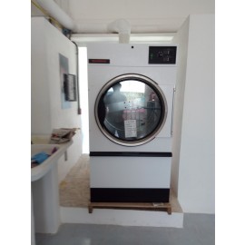 SECADORA INDUSTRIAL SPEED QUEEN OPL CAPACIDAD DE 12 KILOS